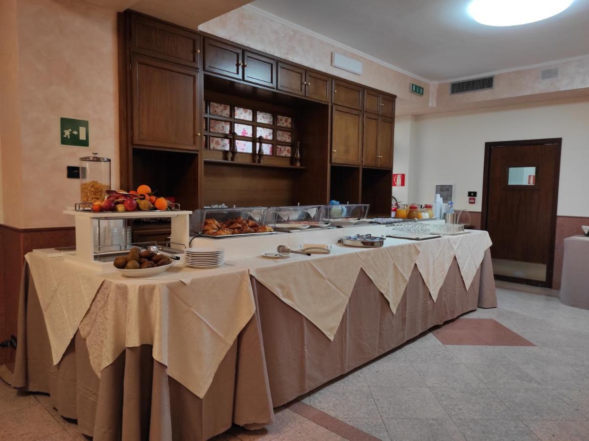 Il Nocchiero City Hotel Soverato Marina Ngoại thất bức ảnh