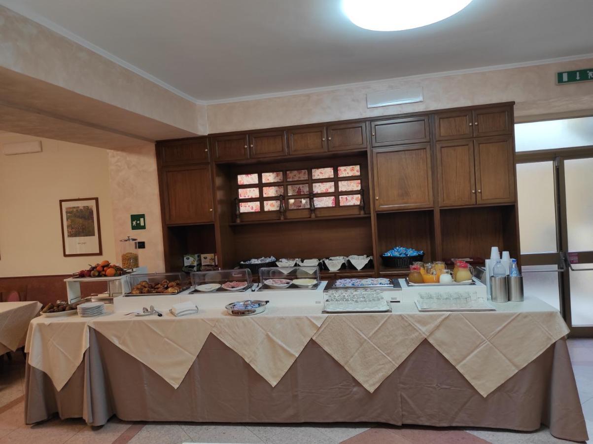 Il Nocchiero City Hotel Soverato Marina Ngoại thất bức ảnh