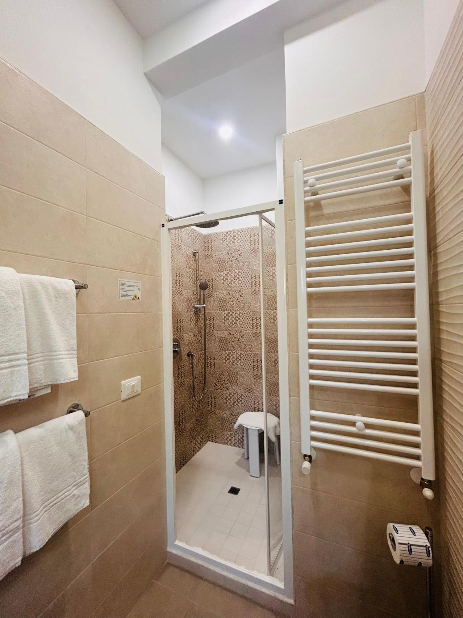 Il Nocchiero City Hotel Soverato Marina Ngoại thất bức ảnh